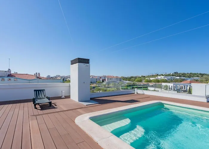 Rooftop Pool, Balcony And Ac #1965
