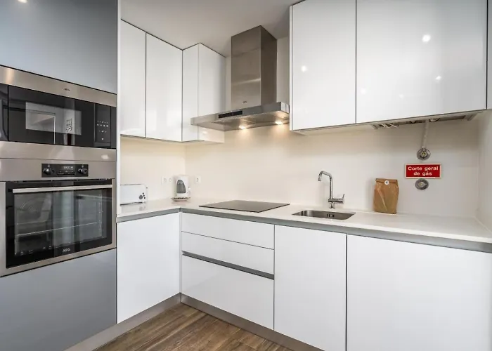 アパート Rooftop Pool, Balcony And Ac #1965