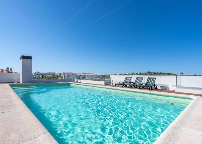 アパート Rooftop Pool, Balcony And Ac #1965 ラゴス