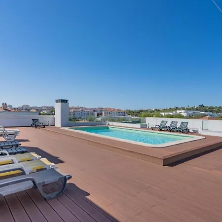 Rooftop Pool, Balcony And Ac #1965 Appartement